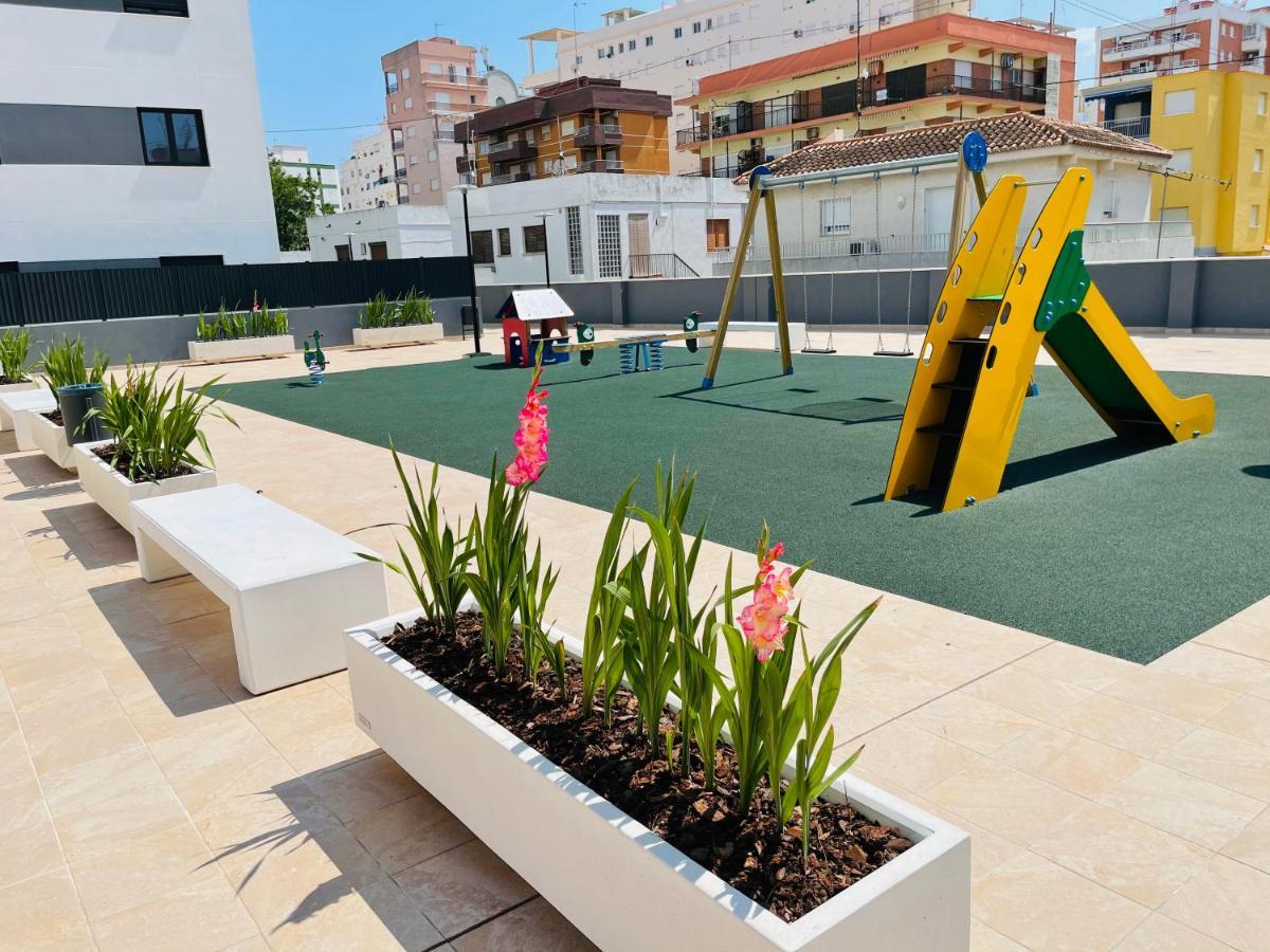 Apartamento Nuevo Junto Al Mar Con Plaza De Garaje!! Perfecto Para Familias Playa de Gandia 외부 사진